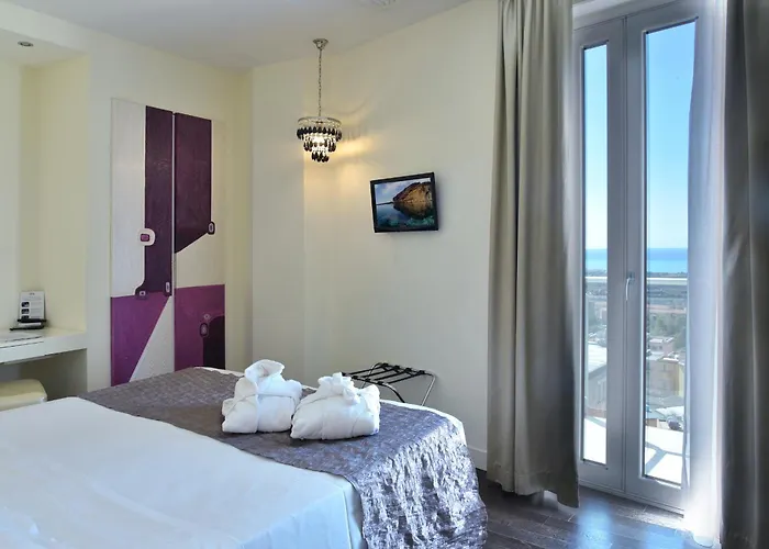 Hotel Exclusive